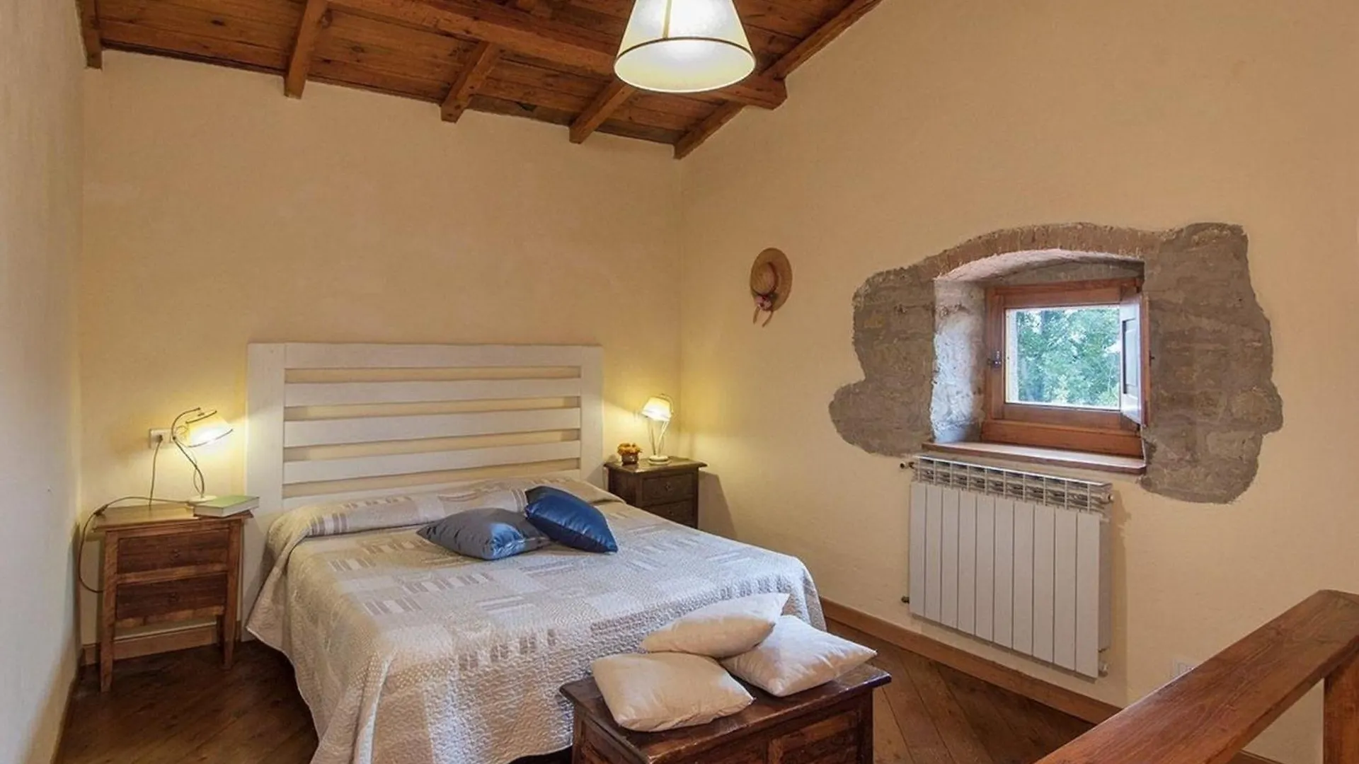 Agriturismo In Der Toskana Mit Garten Und Pool Villa Pratovecchio Italy